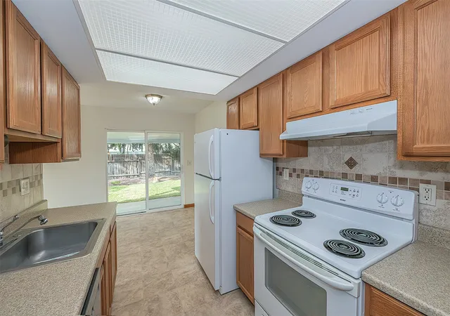 Photo 4 of House for sale at 2049 Parish St, Walla Walla, WA 99362 | MLS# NWM2598027 | Listing updated on 2026-10-28