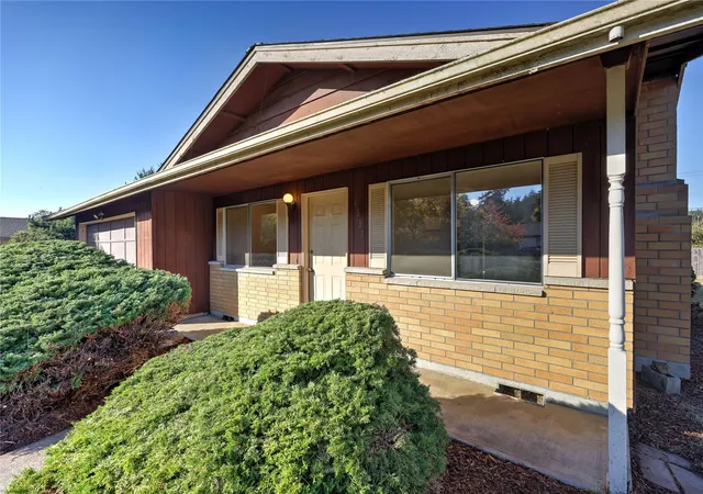 Photo 2 of Single family home for sale at 4337 Lopez Ave, Port Townsend, WA 98368 | MLS# NWM2598049 | Listing updated on 2026-10-26