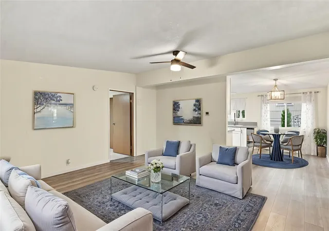 Photo 3 of Manufactured home for sale at 1316 91st Avenue SE #29, Lake Stevens, WA 98258 | MLS# NWM2598056 | Listing updated on 2026-10-29