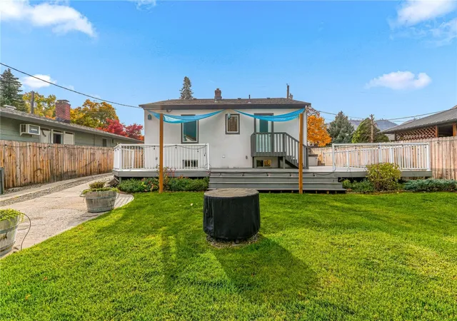Photo 4 of Single family home for sale at 305 Angier Ave, Cashmere, WA 98815 | MLS# NWM2598069 | Listing updated on 2026-10-29
