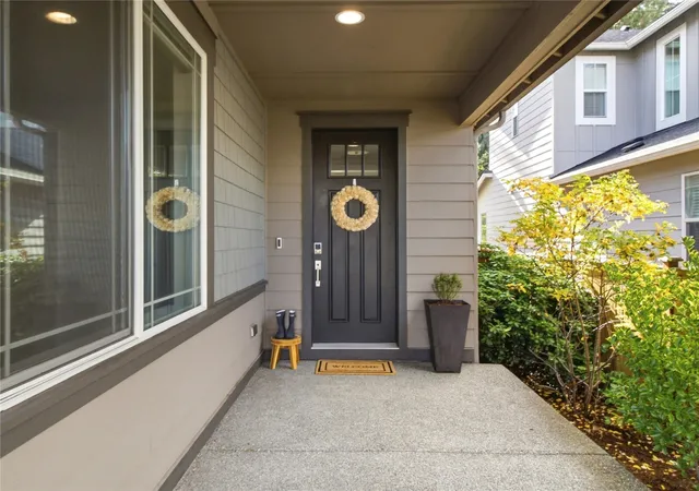 Photo 4 of Single family home for sale at 3834 Moonlight Ct, Gig Harbor, WA 98332 | MLS# NWM2598071 | Listing updated on 2026-10-27