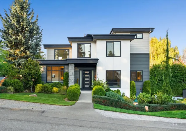 Single family home for sale at 1414 SW 158th Street, Burien, WA 98166 | MLS# NWM2598072
