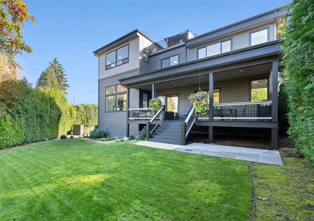 Photo 3 of Single family home for sale at 1414 SW 158th Street, Burien, WA 98166 | MLS# NWM2598072 | Listing updated on 2026-10-29