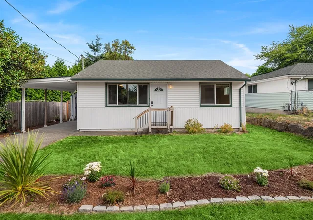 Photo 1 of Sale Pending at 3010 S Andover St, Seattle, WA 98108 | MLS# NWM2598074 | Listing updated on 2026-10-26