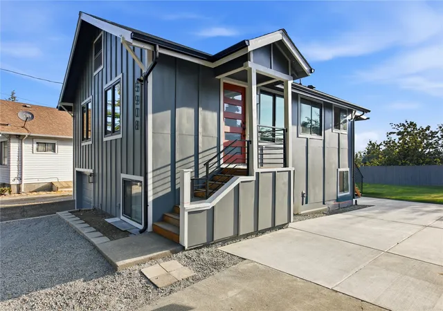 Photo 3 of Single family home for sale at 5908 Beacon Ave, Seattle, WA 98108 | MLS# NWM2598111 | Listing updated on 2026-10-26
