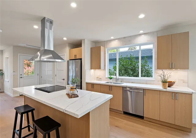 Photo 2 of Townhouse for sale at 7740 36th Avenue NE, Seattle, WA 98115 | MLS# NWM2598123 | Listing updated on 2026-10-26