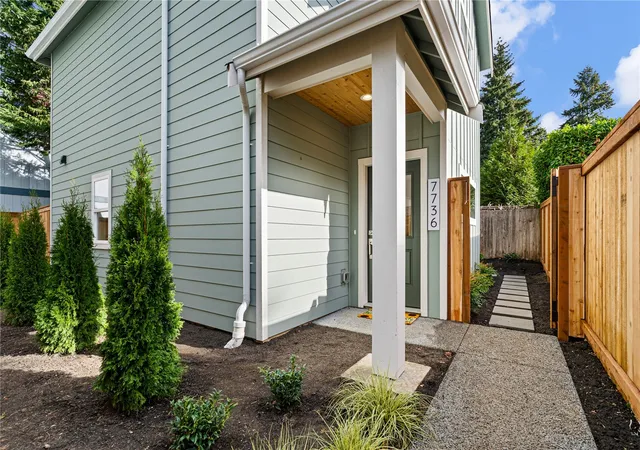 Photo 2 of Townhouse for sale at 7736 36th Avenue Ne, Seattle, WA 98115 | MLS# NWM2598127 | Listing updated on 2026-10-26