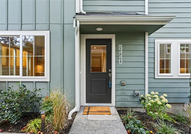 Townhouse for sale at 5440 21st Avenue SW, Seattle, WA 98106 | MLS# NWM2598129