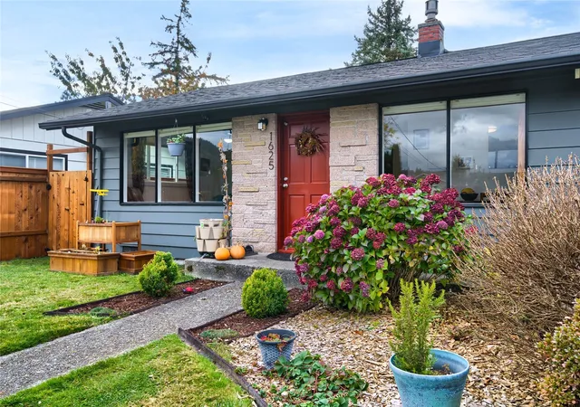 Photo 1 of Single family home for sale at 1625 S 14th Street, Mount Vernon, WA 98274 | MLS# NWM2598147 | Listing updated on 2026-10-29