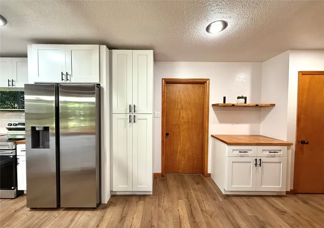 Photo 4 of Single family home for sale at 2918 Glenwood Dr, Longview, WA 98632 | MLS# NWM2598148 | Listing updated on 2026-10-26