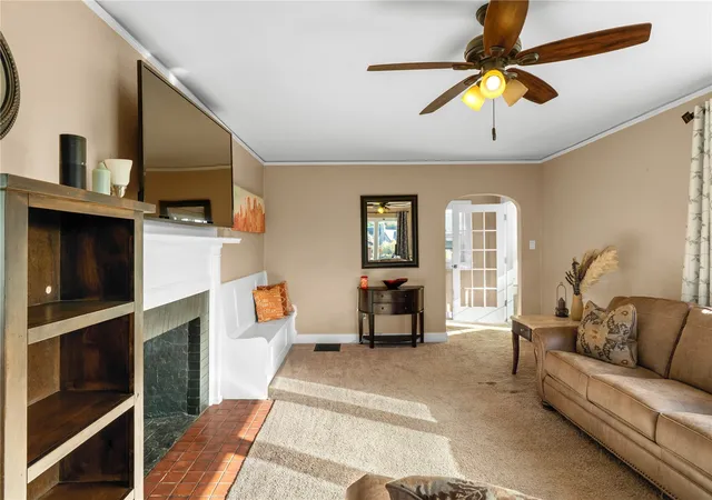 Photo 3 of Single family home for sale at 410 Simpson Ave, Aberdeen, WA 98520 | MLS# NWM2598181 | Listing updated on 2026-10-29