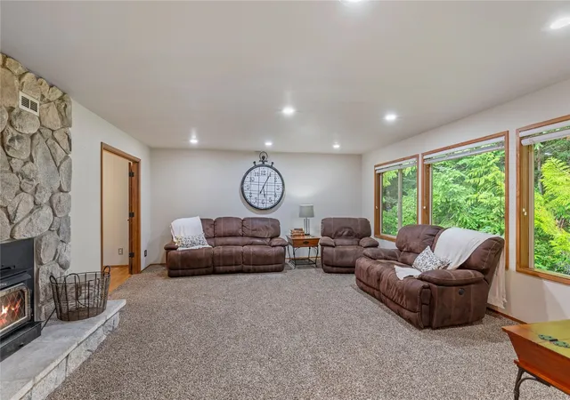 Photo 3 of Single family home for sale at 6203 NW Gross Rd, Bremerton, WA 98312 | MLS# NWM2598202 | Listing updated on 2026-10-29