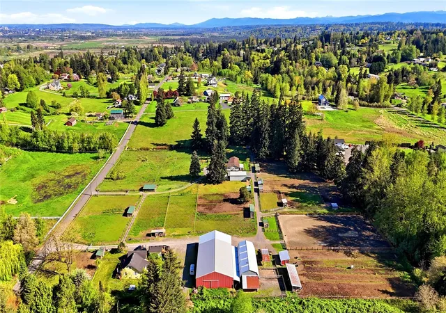 Photo 3 of Single family home for sale at 7325 65th Avenue Se, Snohomish, WA 98290 | MLS# NWM2598204 | Listing updated on 2026-10-26