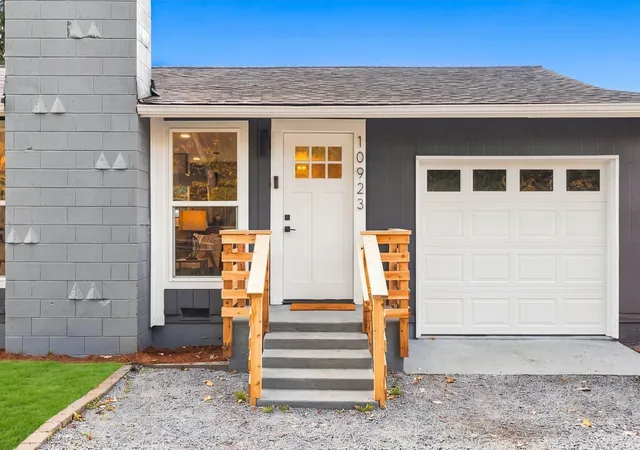 Photo 2 of Single family home for sale at 10923 28th Street Ne #A, Lake Stevens, WA 98258 | MLS# NWM2598207 | Listing updated on 2026-10-26