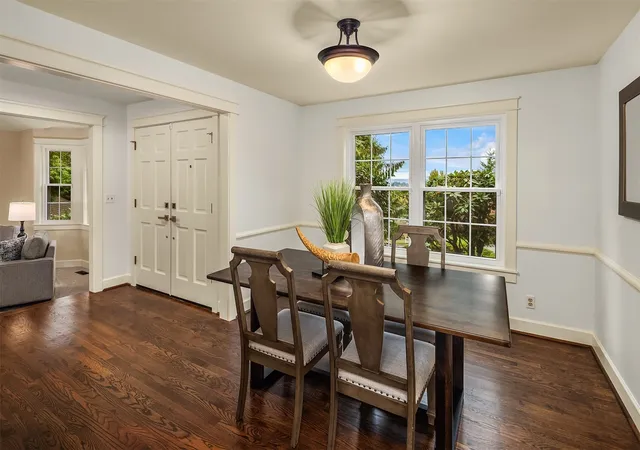 Photo 1 of Single family home for sale at 1105 NW Inneswood Dr, Issaquah, WA 98027 | MLS# NWM2598224 | Listing updated on 2026-10-29