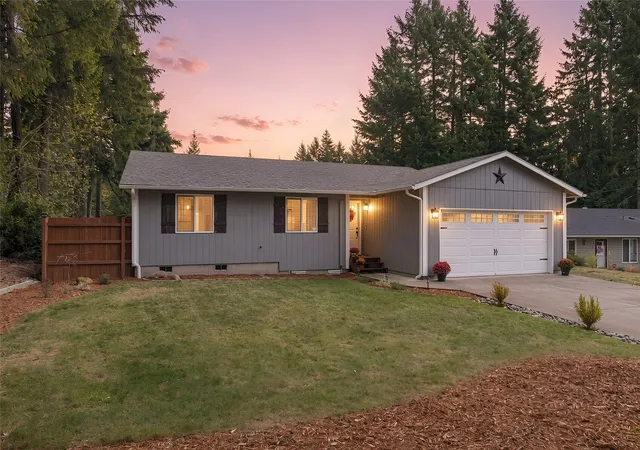 Photo 1 of Single family home for sale at 171 E Sleaford Rd, Shelton, WA 98584 | MLS# NWM2598227 | Listing updated on 2026-10-26