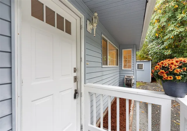 Photo 4 of Single family home for sale at 8728 17th Avenue NW, Seattle, WA 98117 | MLS# NWM2598229 | Listing updated on 2026-10-29