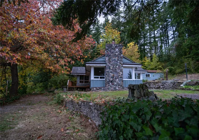 Photo 1 of Single family home for sale at 10021 43rd Street Ct E, Edgewood, WA 98371 | MLS# NWM2598238 | Listing updated on 2026-10-26