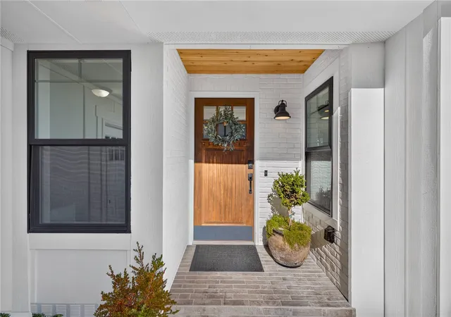Photo 1 of Single family home for sale at 2512 16th Street, Anacortes, WA 98221 | MLS# NWM2598270 | Listing updated on 2026-10-26
