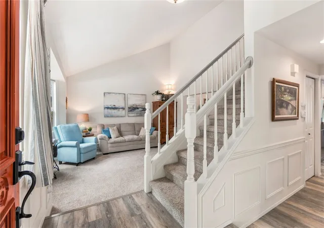 Photo 3 of Single family home for sale at 25722 Lake Wilderness Country Clb Dr, Maple Valley, WA 98038 | MLS# NWM2598275 | Listing updated on 2026-10-29
