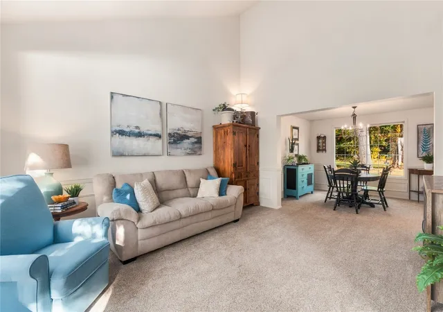 Photo 4 of Single family home for sale at 25722 Lake Wilderness Country Clb Dr, Maple Valley, WA 98038 | MLS# NWM2598275 | Listing updated on 2026-10-29
