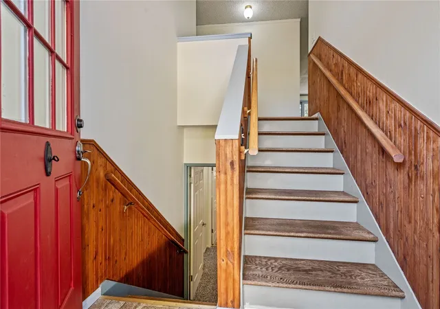 Photo 2 of Single family home for sale at 2619 Vining St, Bellingham, WA 98226 | MLS# NWM2598278 | Listing updated on 2026-10-29