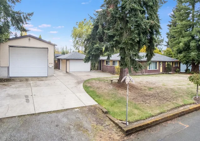 Photo 1 of Single family home for sale at 4726 42nd Street Ne, Tacoma, WA 98422 | MLS# NWM2598283 | Listing updated on 2026-10-29