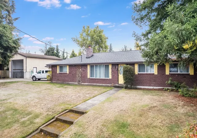 Photo 3 of Single family home for sale at 4726 42nd Street NE, Tacoma, WA 98422 | MLS# NWM2598283 | Listing updated on 2026-10-29