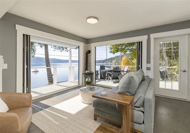 Photo 4 of Single family home for sale at 8410 NE N Shore Rd, Belfair, WA 98528 | MLS# NWM2598287 | Listing updated on 2026-10-29