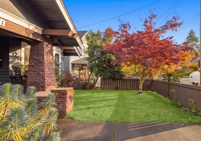 Photo 1 of Single family home for sale at 38 Florentia St, Seattle, WA 98109 | MLS# NWM2598335 | Listing updated on 2026-10-30