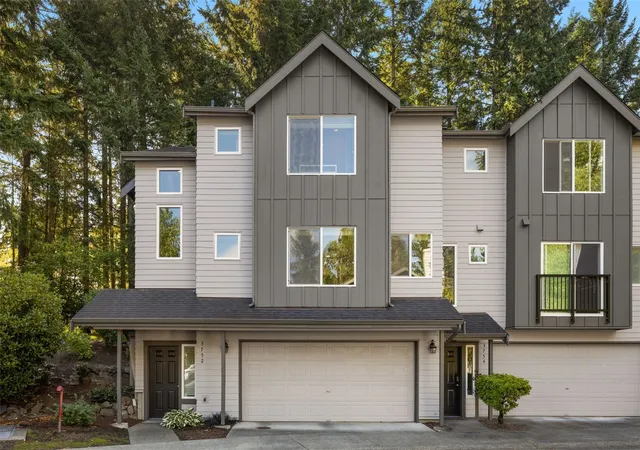 Photo 2 of Townhouse for sale at 3752 257th Avenue Se, Sammamish, WA 98029 | MLS# NWM2598337 | Listing updated on 2026-10-26