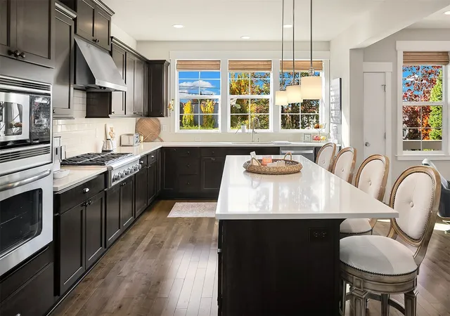 Photo 4 of Single family home for sale at 402 State St S #2, Kirkland, WA 98033 | MLS# NWM2598351 | Listing updated on 2026-10-29