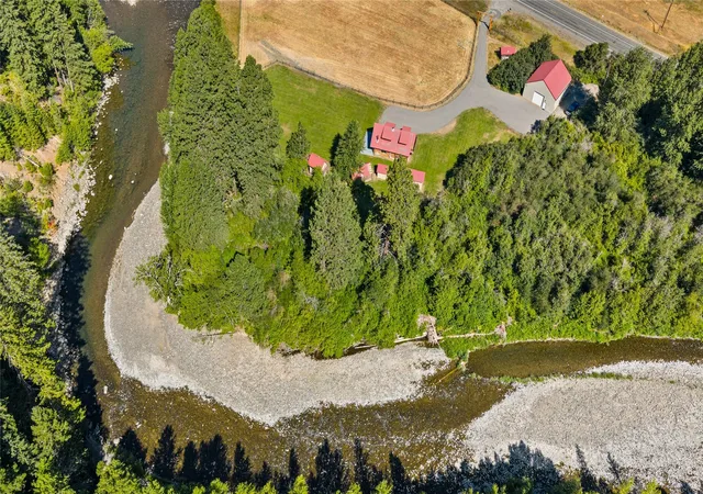 Photo 1 of Single family home for sale at 9940 Highway 970, Cle Elum, WA 98922 | MLS# NWM2598357 | Listing updated on 2026-10-26