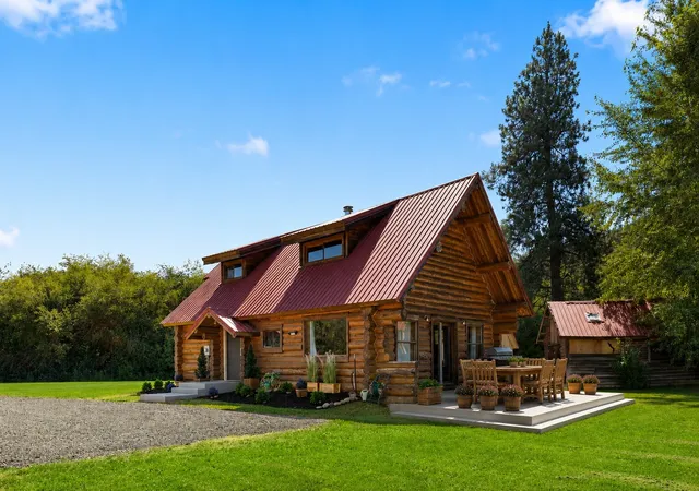 Photo 2 of Single family home for sale at 9940 Highway 970, Cle Elum, WA 98922 | MLS# NWM2598357 | Listing updated on 2026-10-26