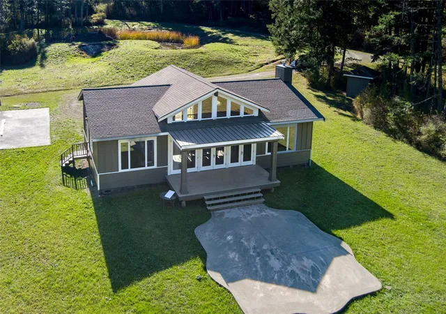 Photo 4 of Single family home for sale at 766 Evergreen Ln, Friday Harbor, WA 98250 | MLS# NWM2598369 | Listing updated on 2026-10-29
