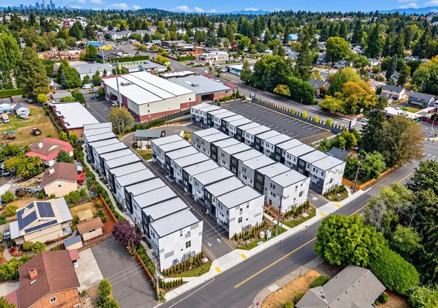 Photo 2 of Townhouse for sale at 1630 Sw 116th Street #11549, Seattle, WA 98146 | MLS# NWM2598373 | Listing updated on 2026-10-28