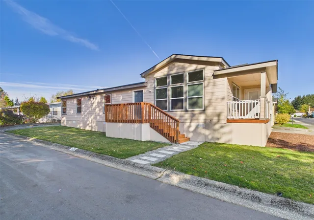 Photo 1 of Manufactured home for sale at 11436 Se 208th Street #121, Kent, WA 98031 | MLS# NWM2598377 | Listing updated on 2026-10-28