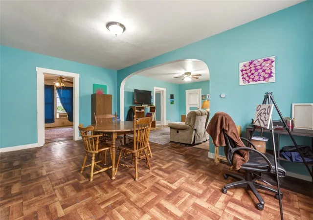 Photo 3 of Single family home for sale at 101 W Chestnut St, Walla Walla, WA 99362 | MLS# NWM2598381 | Listing updated on 2026-10-26