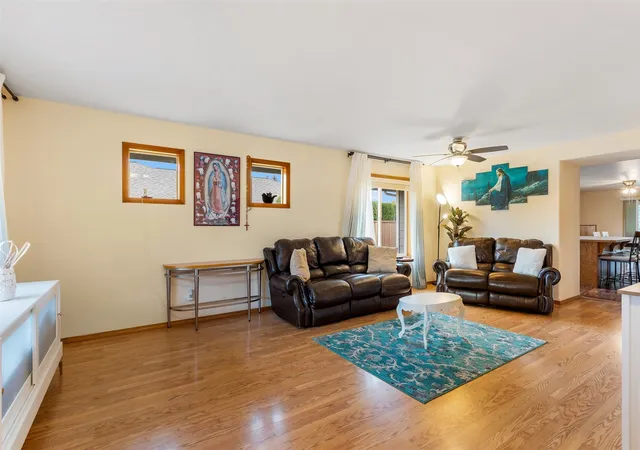 Photo 4 of Single family home for sale at 20256 Gardner Ct, Burlington, WA 98233 | MLS# NWM2598389 | Listing updated on 2026-10-29