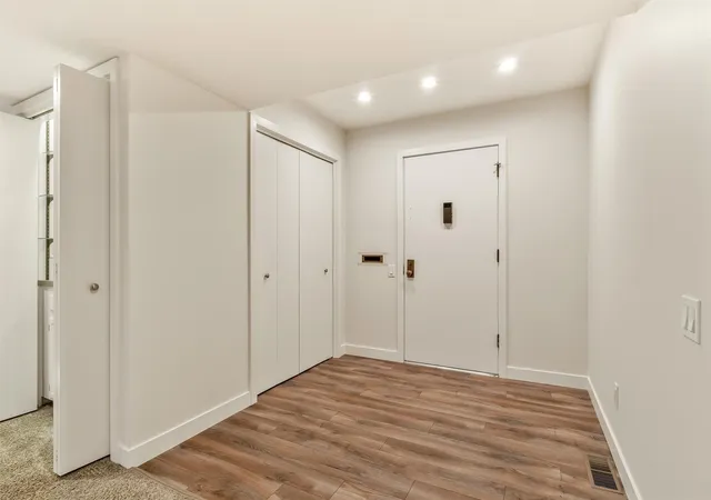 Photo 4 of Condo for sale at 1508 NE 140th Street #B3, Seattle, WA 98125 | MLS# NWM2598392 | Listing updated on 2026-10-27