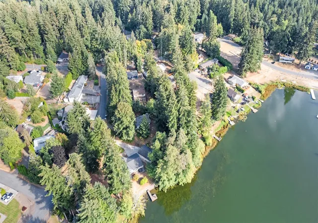 Photo 2 of Manufactured home for sale at 19116 21st Street Sw, Lakebay, WA 98349 | MLS# NWM2598393 | Listing updated on 2026-10-27