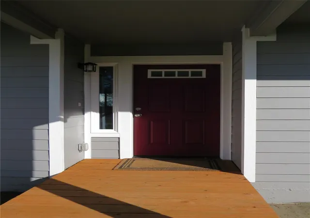 Photo 1 of Single family home for sale at 632 Duck Lake Dr NE, Ocean Shores, WA 98569 | MLS# NWM2598411 | Listing updated on 2026-10-29