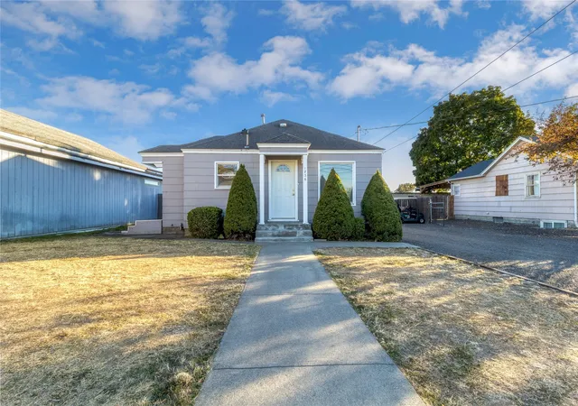 Photo 1 of Single family home for sale at 1736 & 1744 Portland Ave, Walla Walla, WA 99362 | MLS# NWM2598412 | Listing updated on 2026-10-28