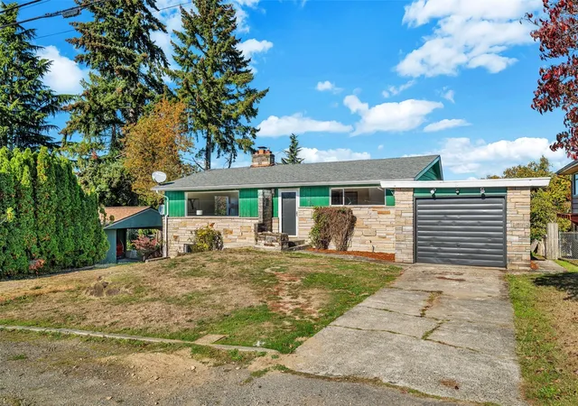 Photo 1 of Single family home for sale at 6214 S 117th Place, Seattle, WA 98178 | MLS# NWM2598427 | Listing updated on 2026-10-29