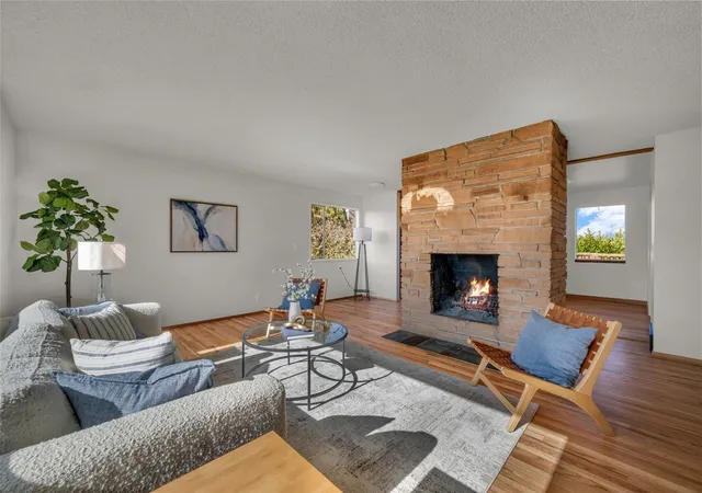 Photo 1 of Single family home for sale at 6214 S 117th Place, Seattle, WA 98178 | MLS# NWM2598427 | Listing updated on 2026-10-29