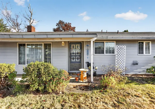 Photo 2 of Single family home for sale at 8623 NE Lewis Dr, Vancouver, WA 98662 | MLS# NWM2598437 | Listing updated on 2026-10-30