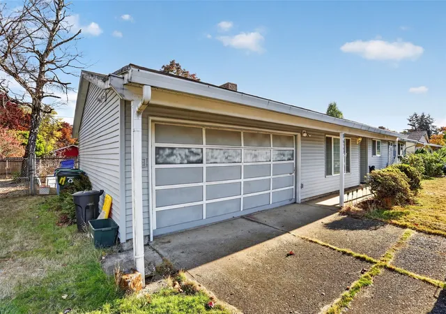 Photo 3 of Single family home for sale at 8623 NE Lewis Dr, Vancouver, WA 98662 | MLS# NWM2598437 | Listing updated on 2026-10-30