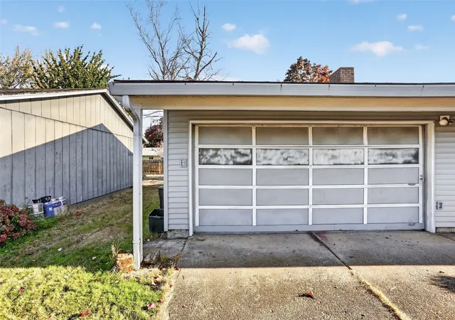 Photo 4 of Single family home for sale at 8623 NE Lewis Dr, Vancouver, WA 98662 | MLS# NWM2598437 | Listing updated on 2026-10-30