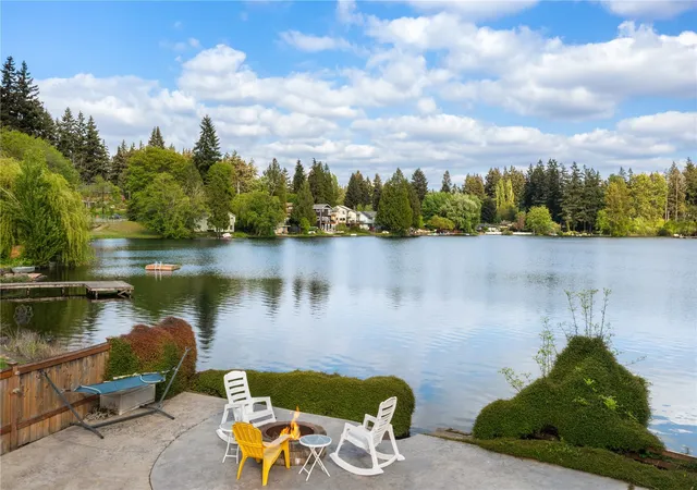 Photo 1 of Single family home for sale at 31204 8th Avenue SW, Federal Way, WA 98023 | MLS# NWM2598438 | Listing updated on 2026-10-27