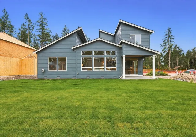 Photo 3 of Single family home for sale at 1743 133rd Street Ct S #40, Tacoma, WA 98444 | MLS# NWM2598446 | Listing updated on 2026-10-27